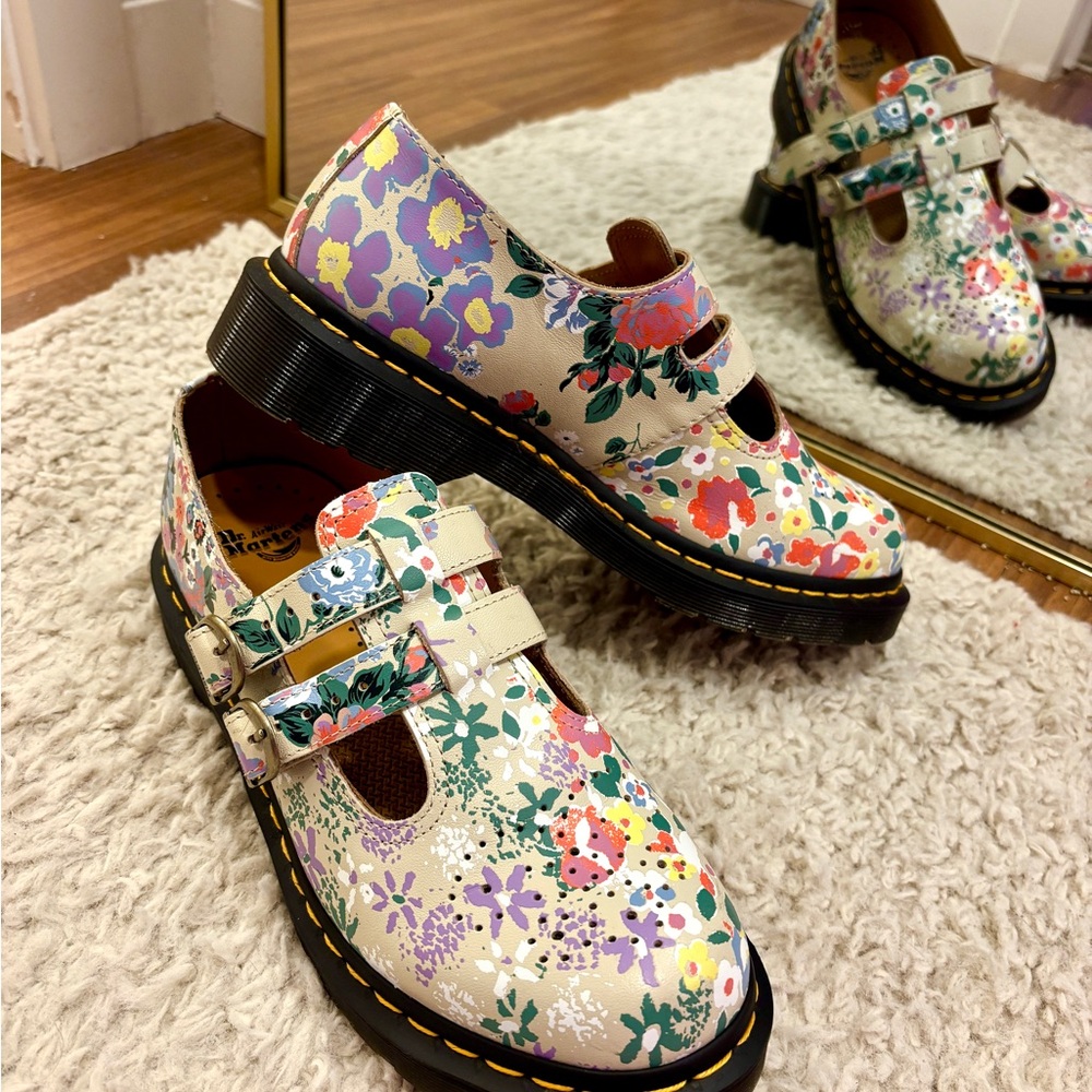 Dr. Martens Women's Mary Jane Shoes